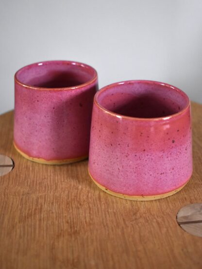 roze spikkel klei kopje handgemaakt achterhoeks ambacht pottenbakkerij